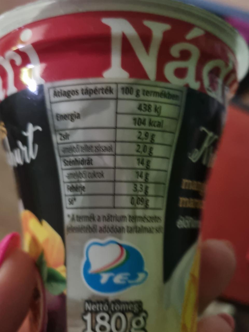 Képek - Nádudvari réteges krémjoghurt mangó-maracujával