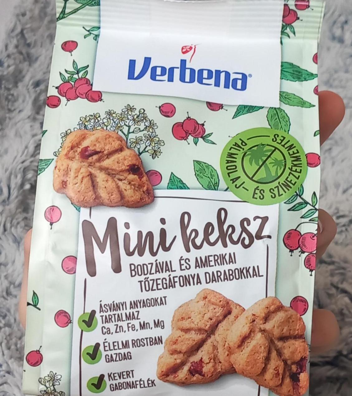 Képek - Mini keksz bodzával és amerikai tőzegáfonya darabokkal Verbena