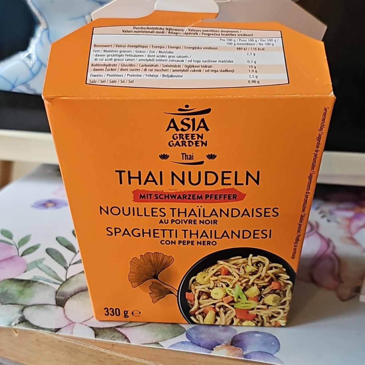 Képek - Thai nudeln mit schwarzem pfeffer Asia green Garden