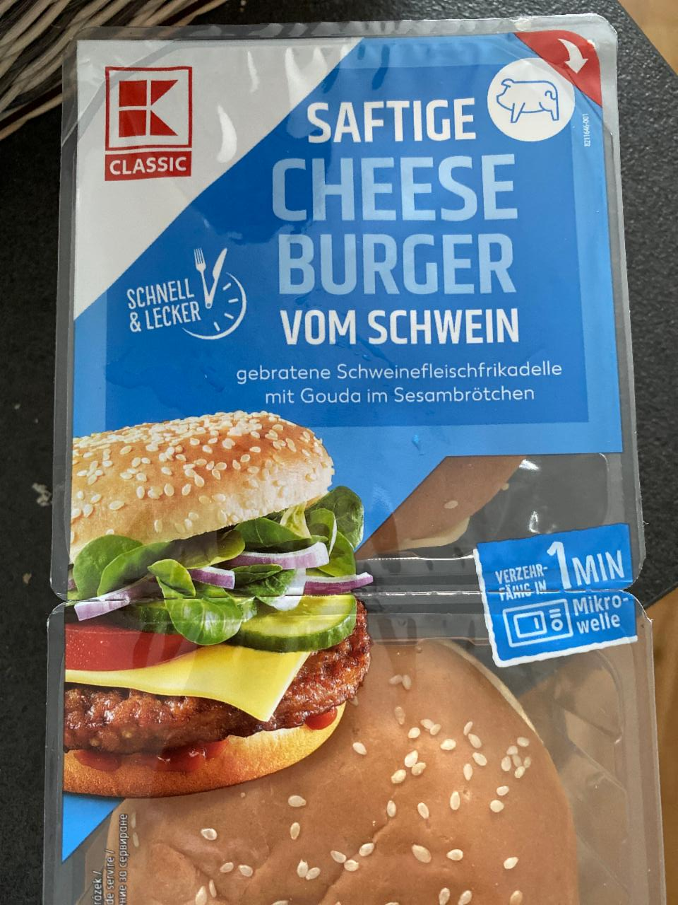 Képek - Saftige cheese burger vom schwein K-Classic