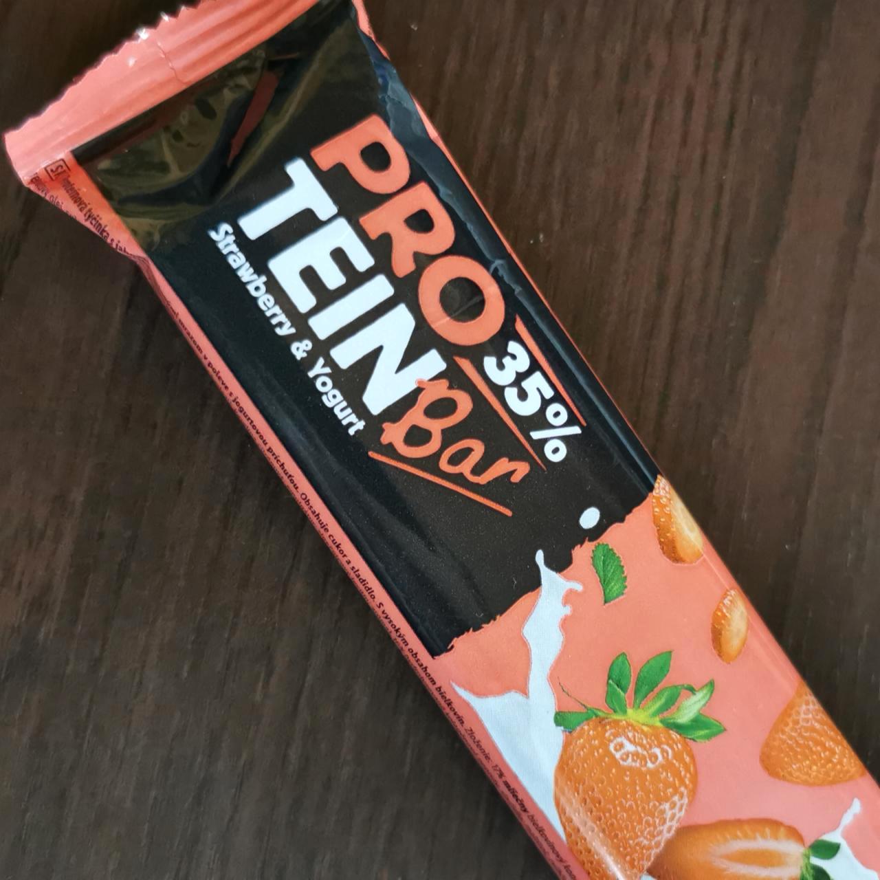 Képek - Protein Bar 35% Strawberry & Yogurt