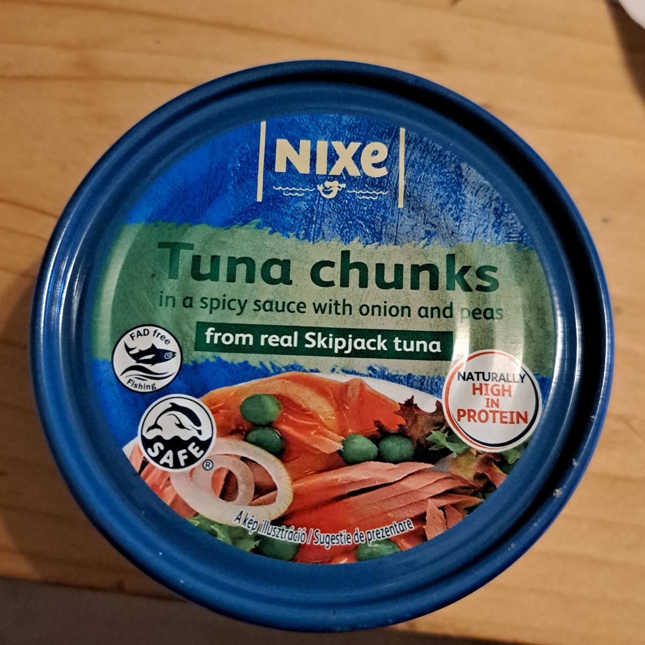 Képek - Tuna chunks in a spicy sauce with oninon and peas from real skipjack tuna Nixe