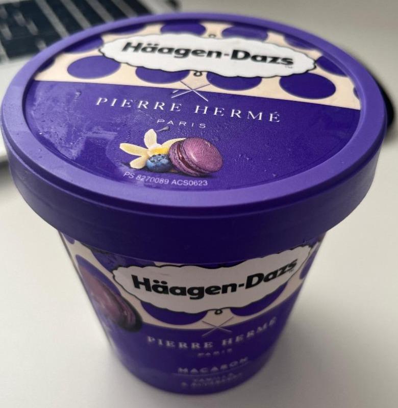 Képek - Häagen-Dazs vaníliaízű jégkrém áfonyás öntettel és macaron darabokkal 420 ml